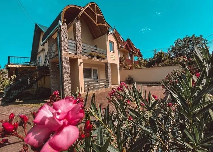 Aranypatak Apartamento *